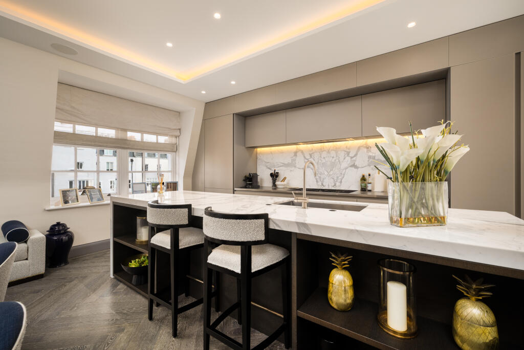 Apartment in London - View 4