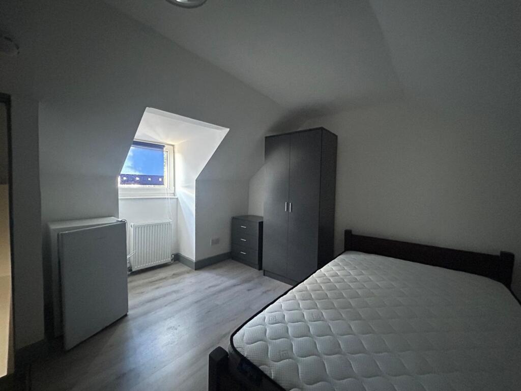 Main image of property: 70 Melville Road, Maidstone, ME15