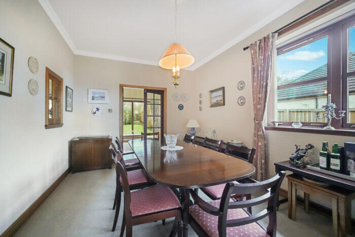 17 Venturefair Avenue, Dunfermline, KY12 0PF photo 4