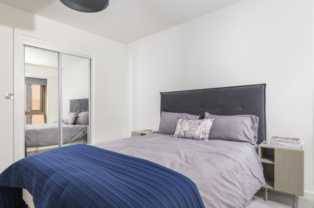 Main image of property: Weldale Street, Reading, Berkshire, RG1