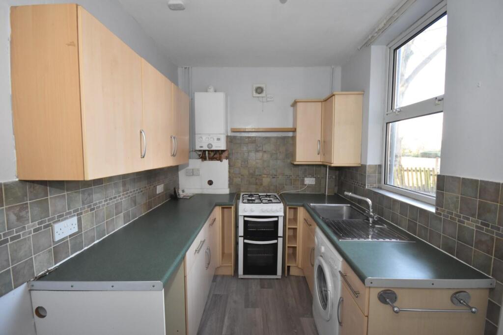 St. Johns Road, Newbold, Chesterfield, S41 8TG photo 3