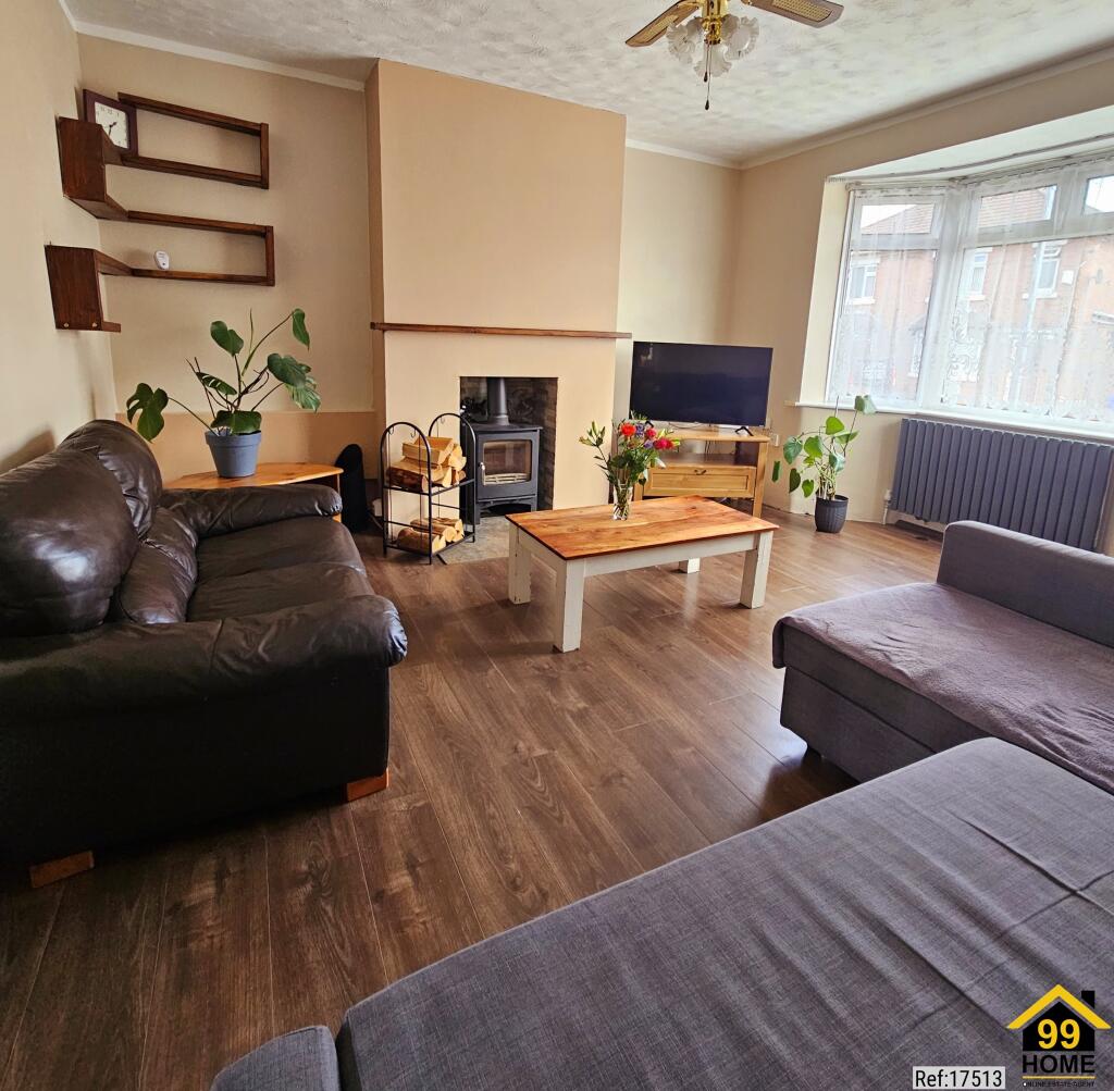 House in Stoke-on-Trent - View 5
