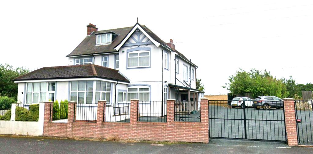 Main image of property: Apartment , Horse Race End, Heath, Wakefield