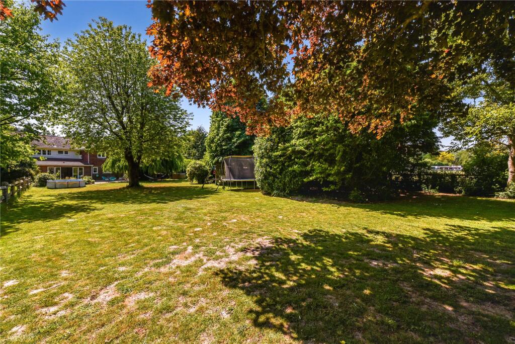 Stanefield, Halnaker, Chichester, West Sussex, PO18 photo 3
