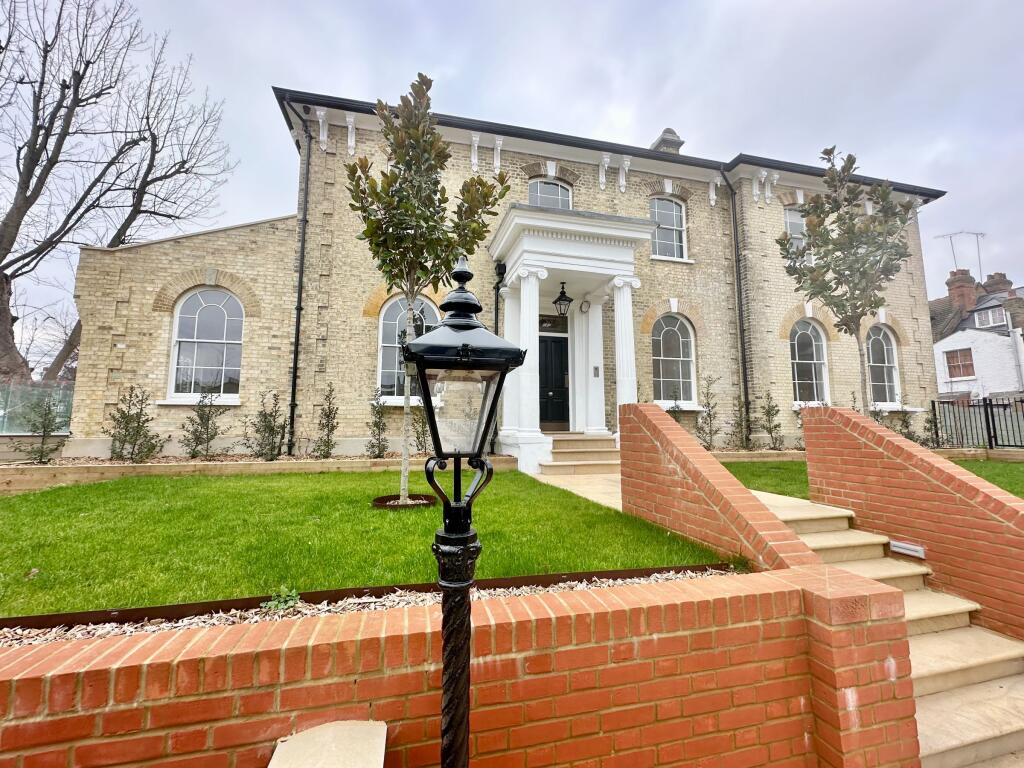 Main image of property: Archway Road, Highgate, N6