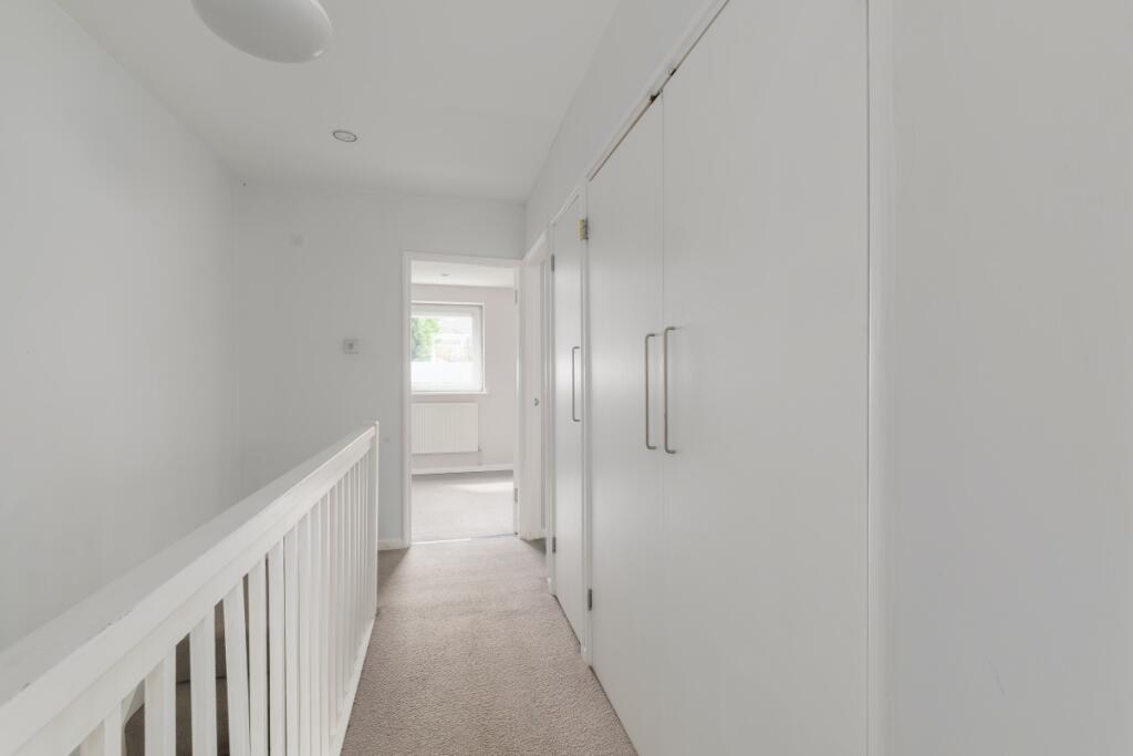 3 bedroom maisonette for rent