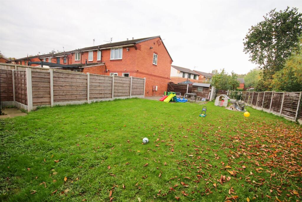 Sutherland Street, Eccles photo 2