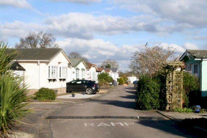 Plots Available, Woodside Park, Woodside, Luton, Bedfordshire, LU1 4LP photo 2