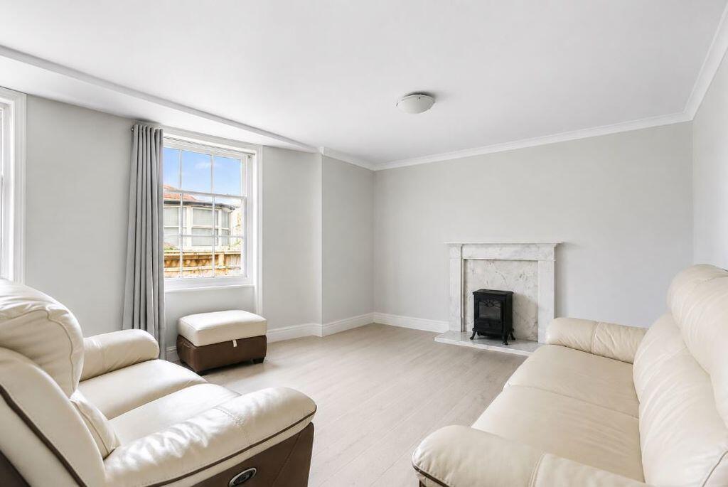 Apartment in Brighton, Kemptown - View 5