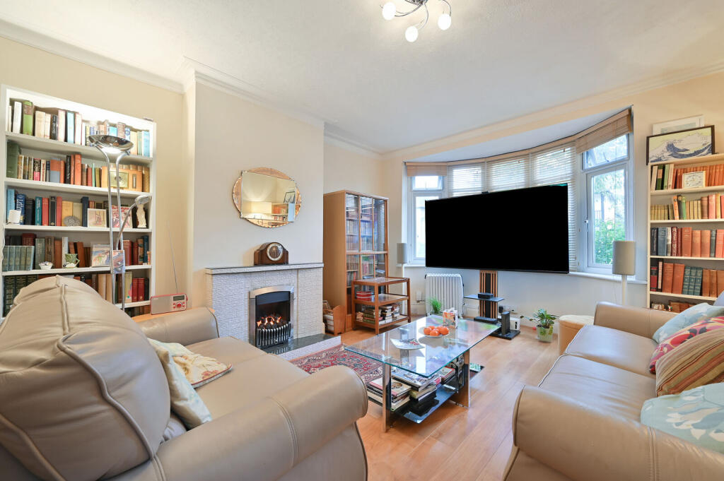 House in London, Greenhill, Wealdstone - View 4