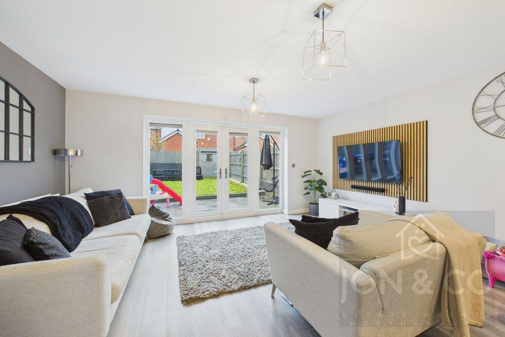 Kirk Close | Moulton | NN3 photo 4