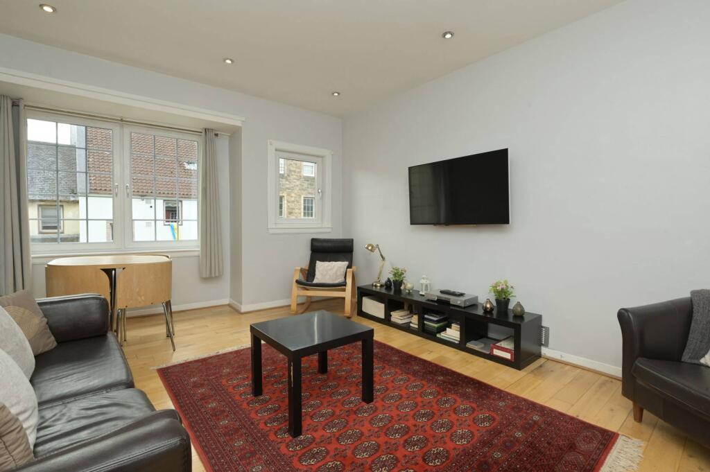 Apartment in Edinburgh - View 4