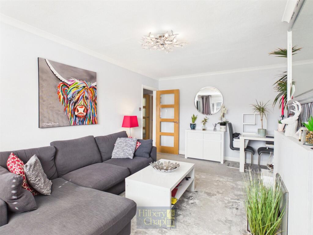 Hunter Avenue, Shenfield, Brentwood, Essex, CM15 photo 4