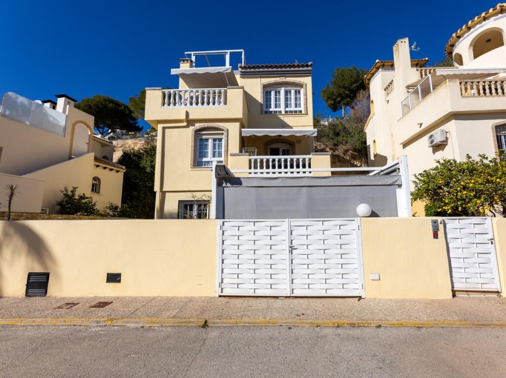 Main image of property: Valencia, Alicante, Villamartin