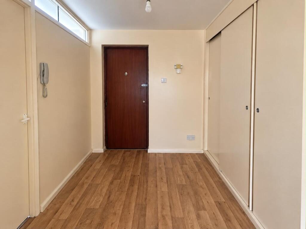 Apartment in Macclesfield, Cheshire East - View 2