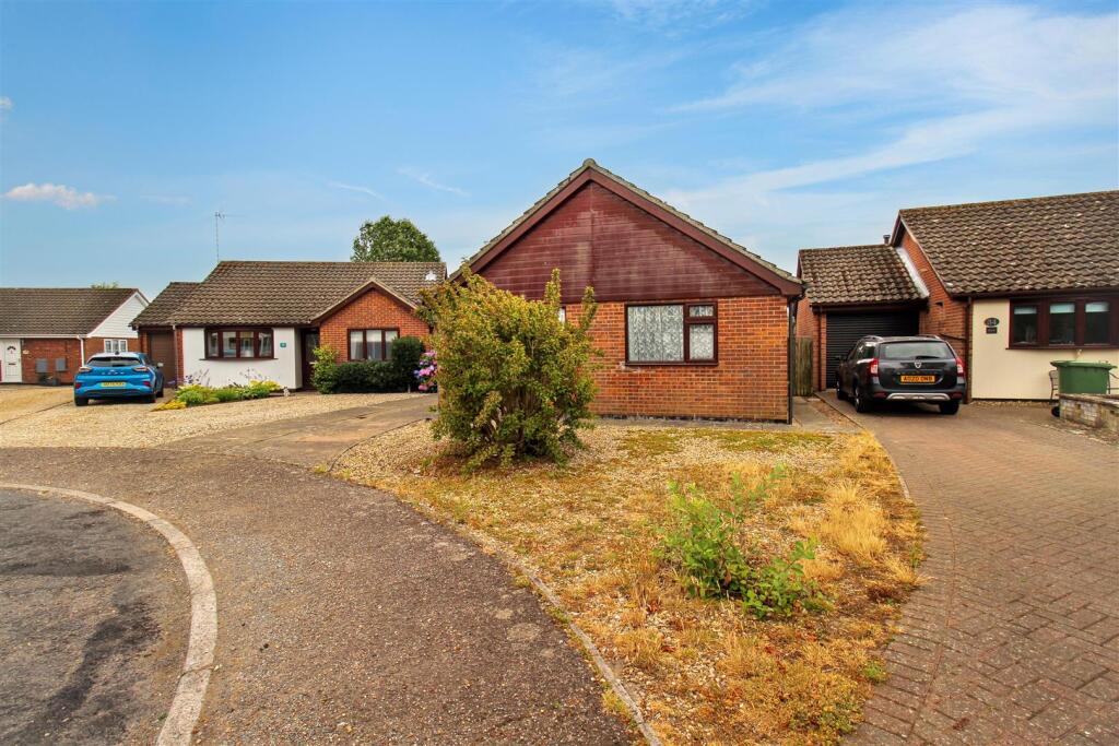 Lancaster Gardens, Aylsham, Norwich photo 4
