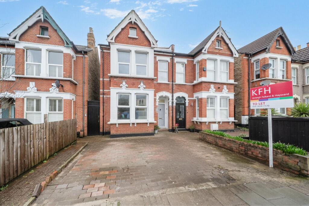 Main image of property: Elmers End Road, Penge, London, SE20