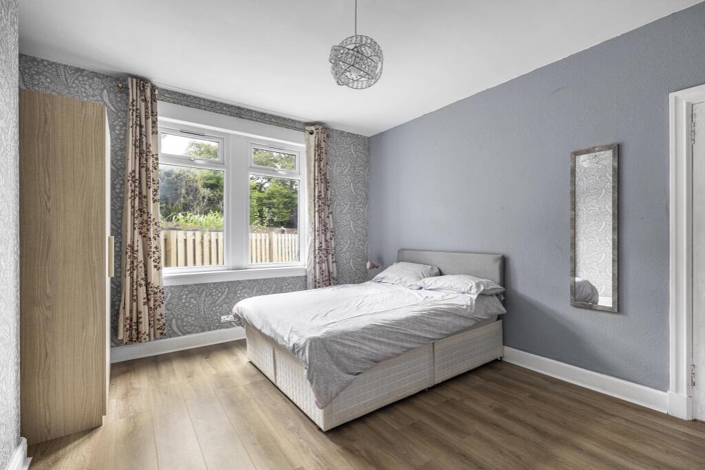House in Edinburgh - More