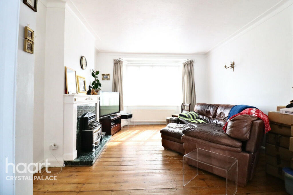 Main image of property: Beulah Hill, London