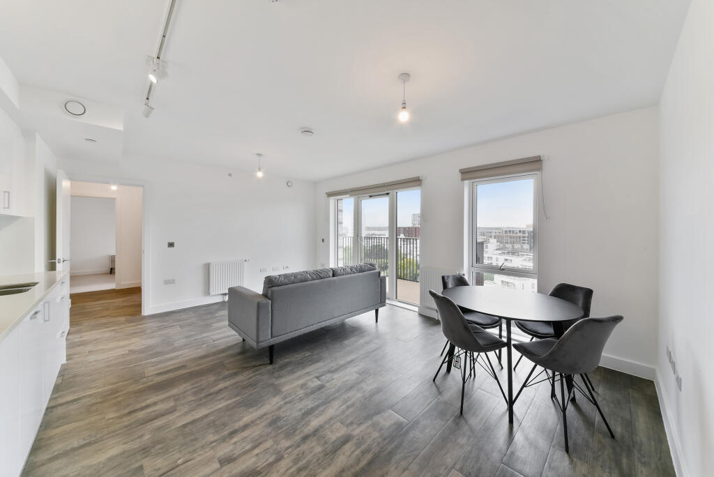 Apartment in London, Silvertown - View 3