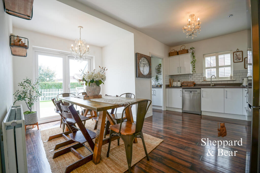 House in Marshfield - View 3