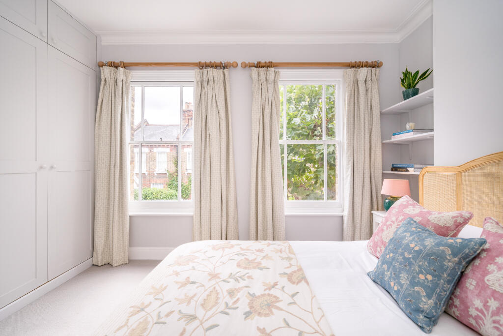House in London, Kensal Town, Queen's Park - View 3