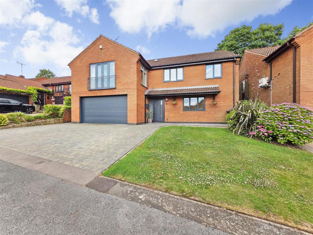 Main image of property: Glebe Farm View, Gedling, Nottingham