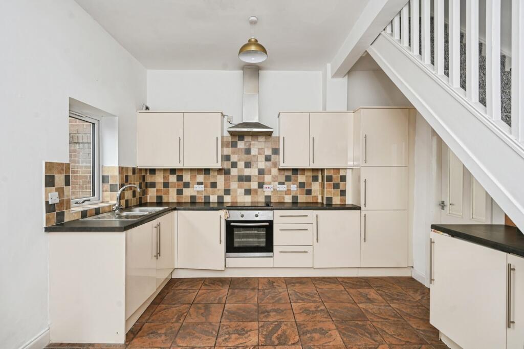 House in Wigan, Greater Manchester - More