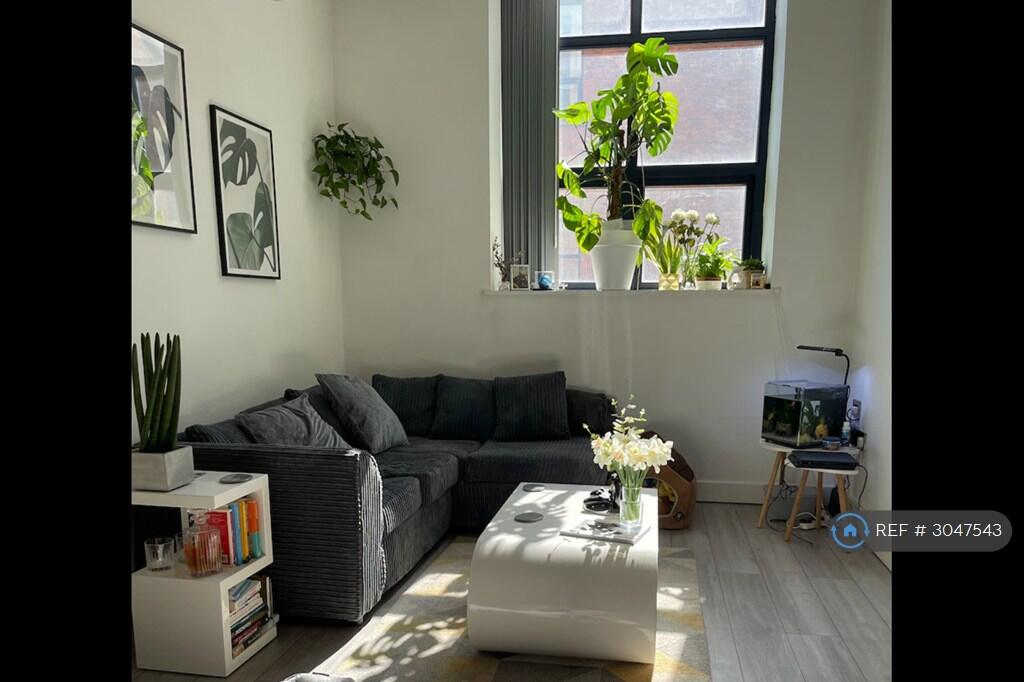 Apartment in Manchester, Greater Manchester - View 4