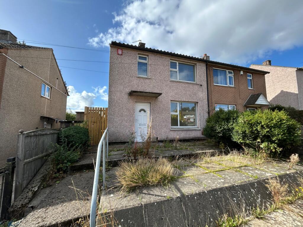 Main image of property: Lymington Drive, Bradford, West Yorkshire, BD4