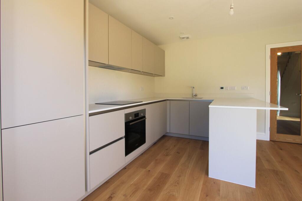 House in Tonbridge - View 5
