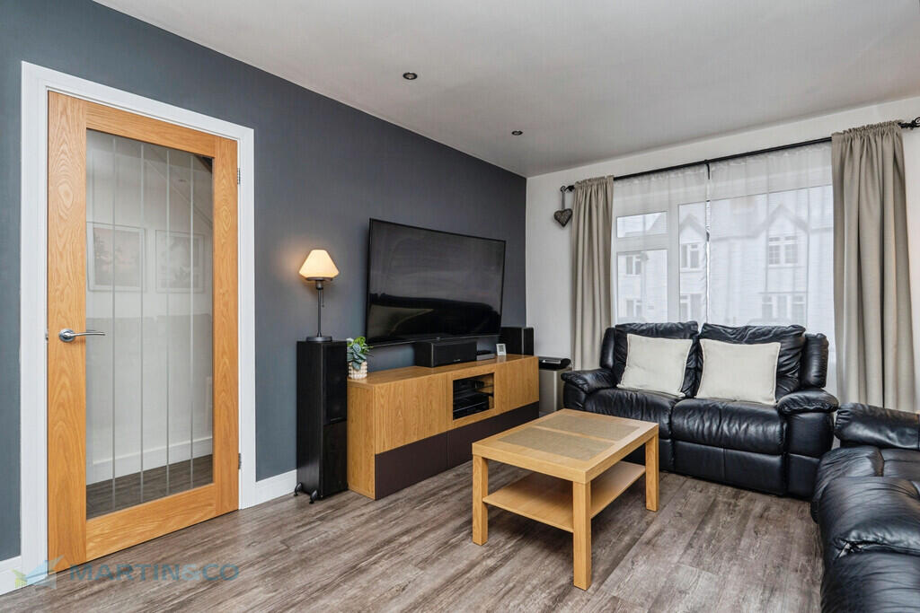 House in Guildford - View 5