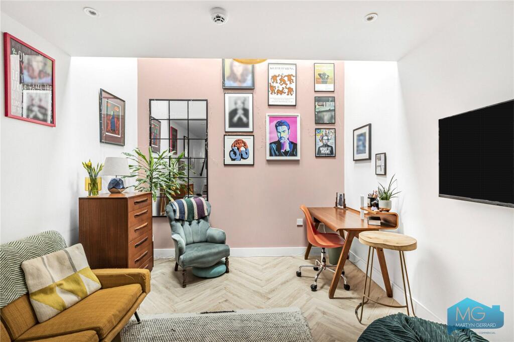 Main image of property: Church Lane, London, N2
