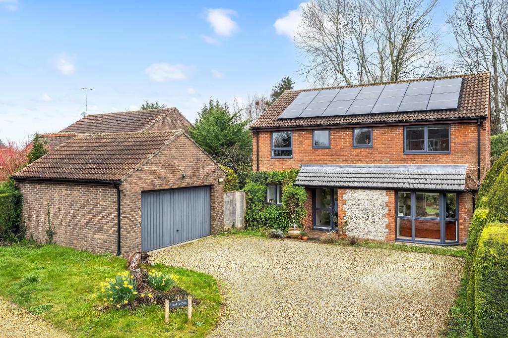 Main image of property: Clivedale Gardens, Steyning, West Sussex, BN44 3HA