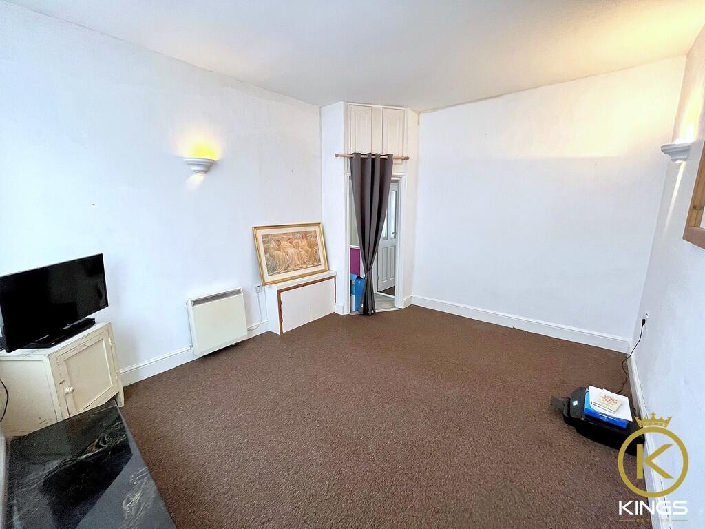Apartment in Portsmouth, Southsea - View 4
