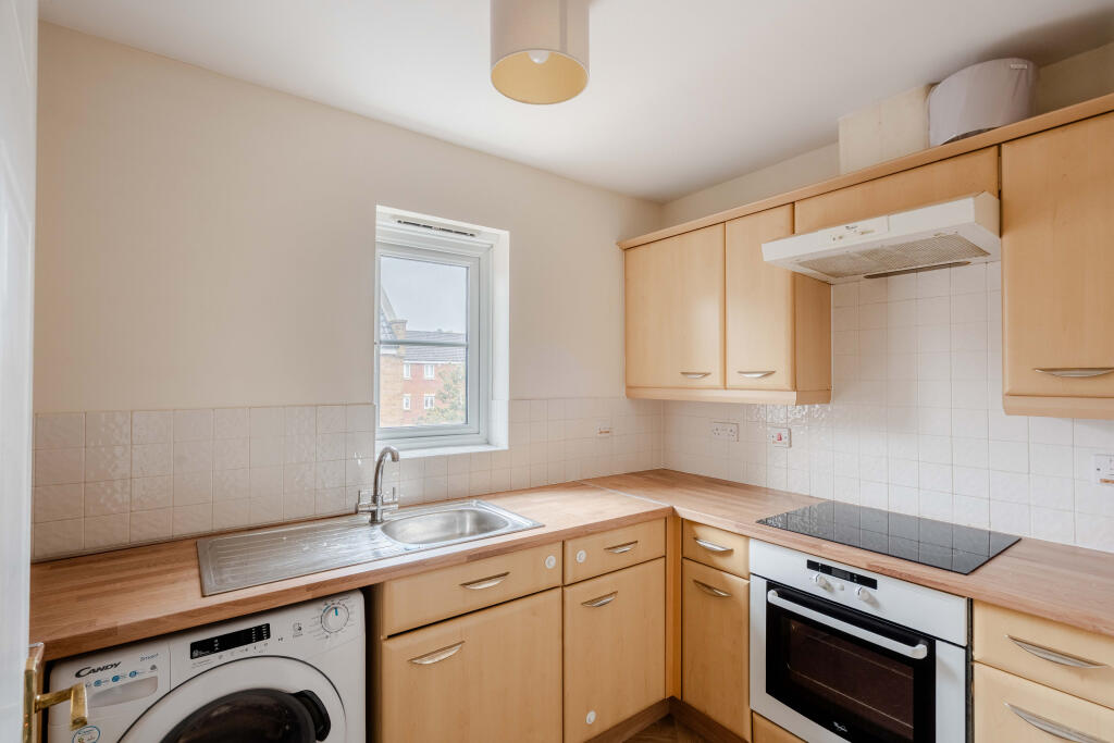 Apartment in Bristol - View 5