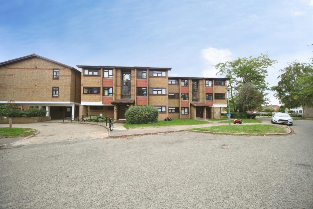 Main image of property: Vincent Road, Luton