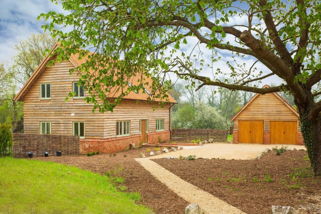 Main image of property: Denham Lane, Chalfont St Peter, SL9