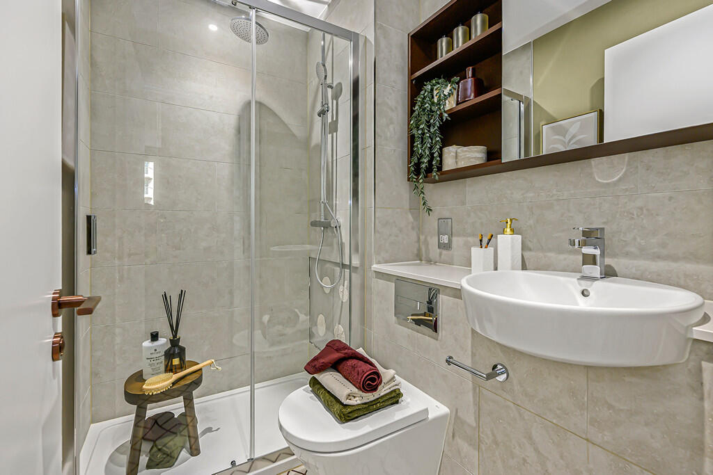 Apartment in London - View 5