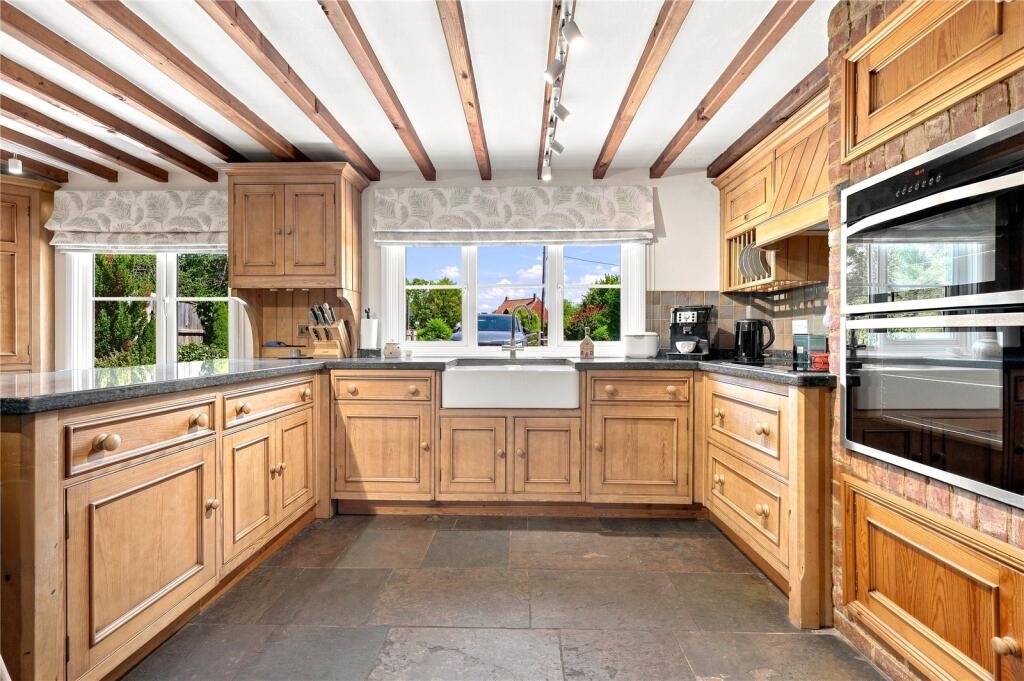 House in Braintree, Steeple Bumpstead - View 4