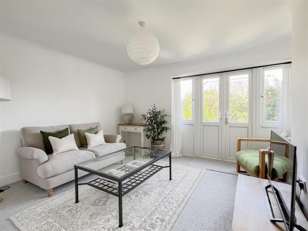 Apartment in Wealden, Heathfield and Waldron - View 2