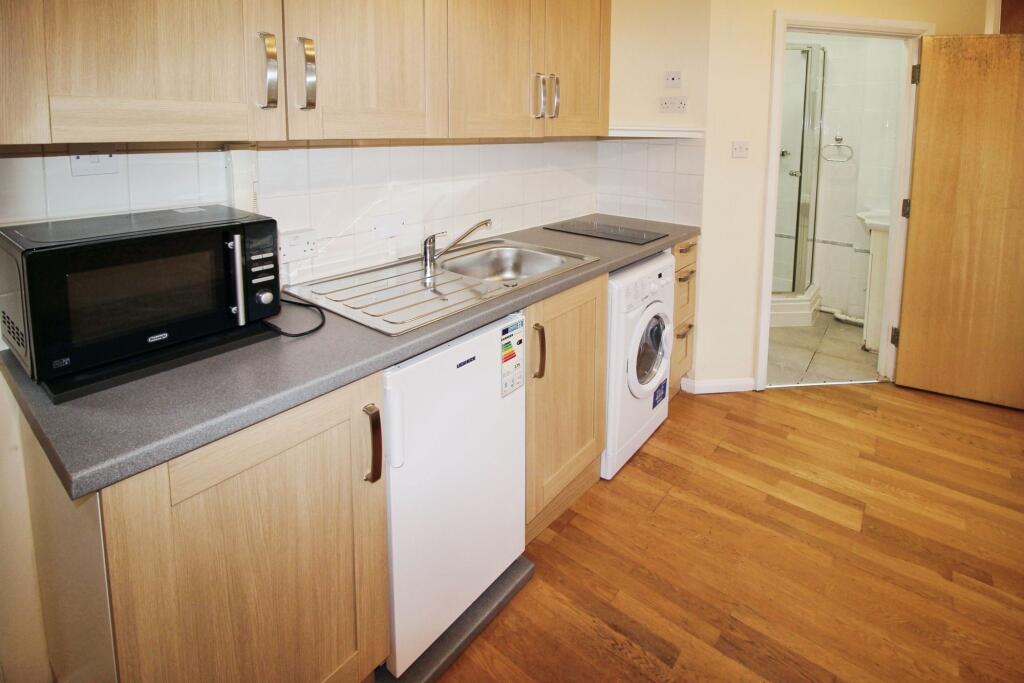Main image of property: Kenton Road, Harrow, HA3