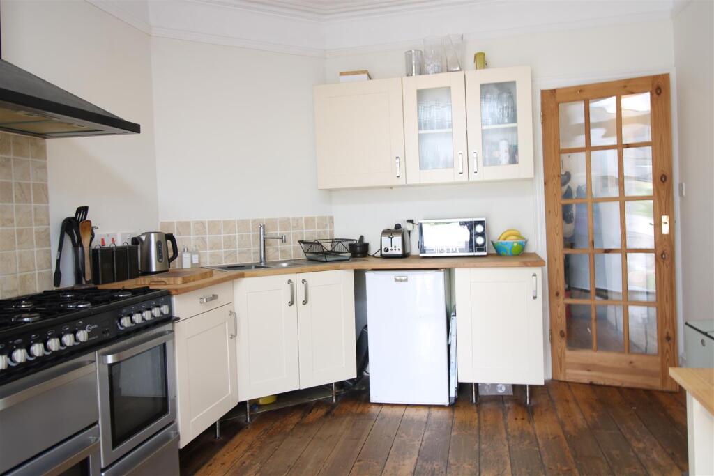 House in Cowes, Isle of Wight - View 2