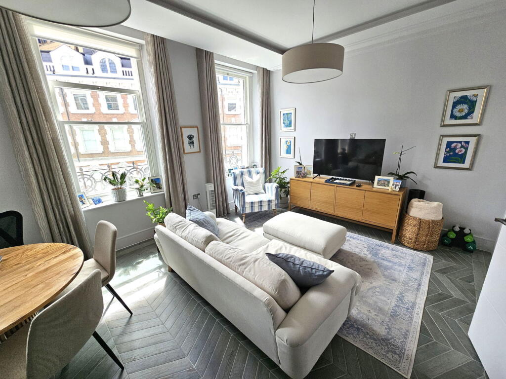 Main image of property: Emperors Gate, London, SW7 4HJ