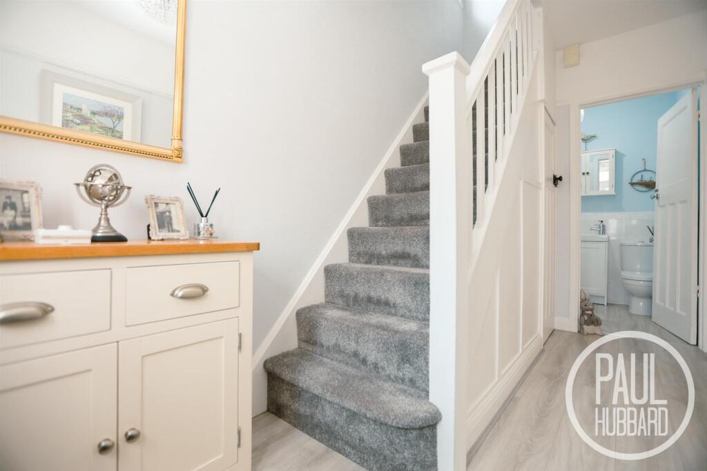 House in East Suffolk, Kirkley, Lowestoft - More