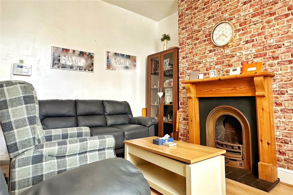 House in Tameside, Greater Manchester - View 3