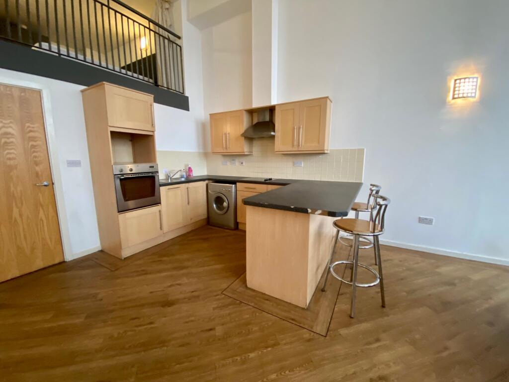 Apartment in Preston - View 4