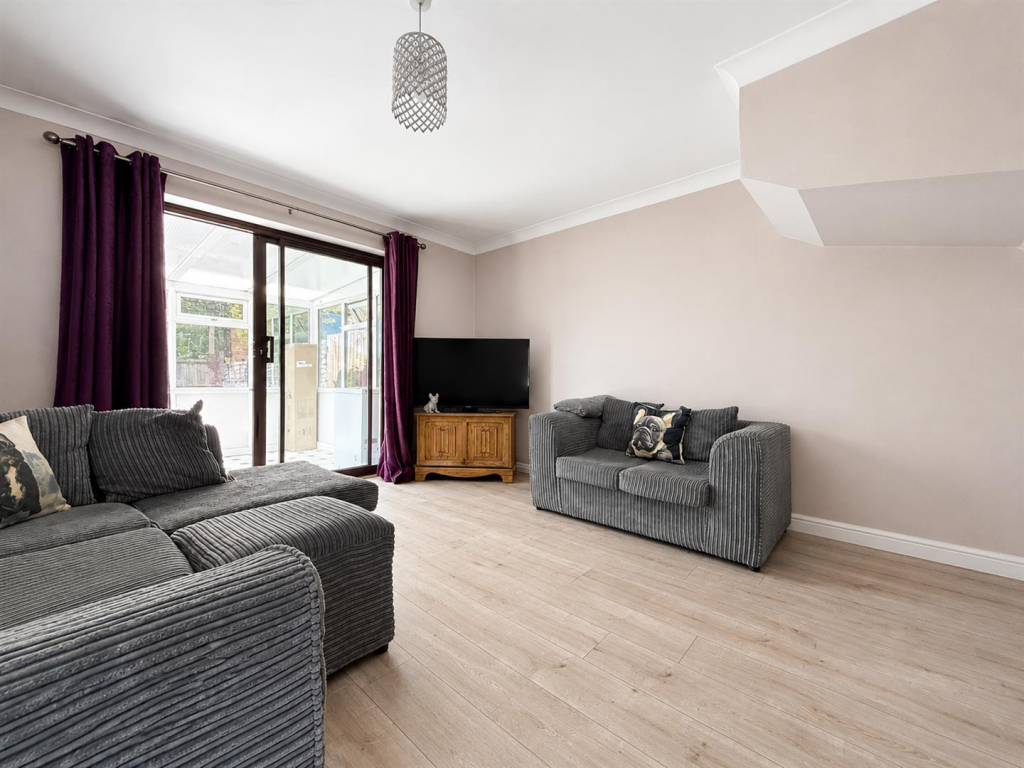 House in Leicester - More