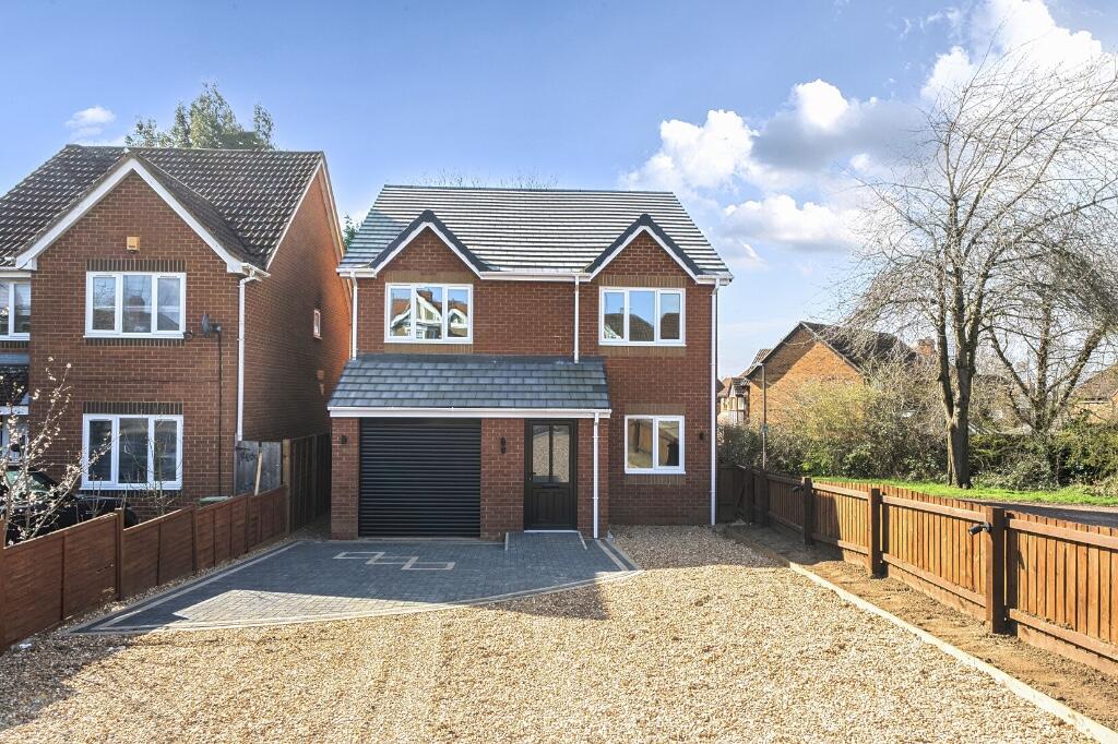 Main image of property: Bradwell Road, Milton Keynes, Buckinghamshire, MK13