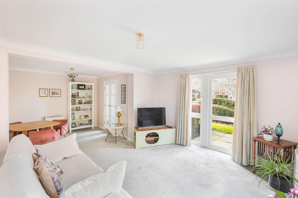 Apartment in Newcastle upon Tyne, Tyne and Wear - View 2